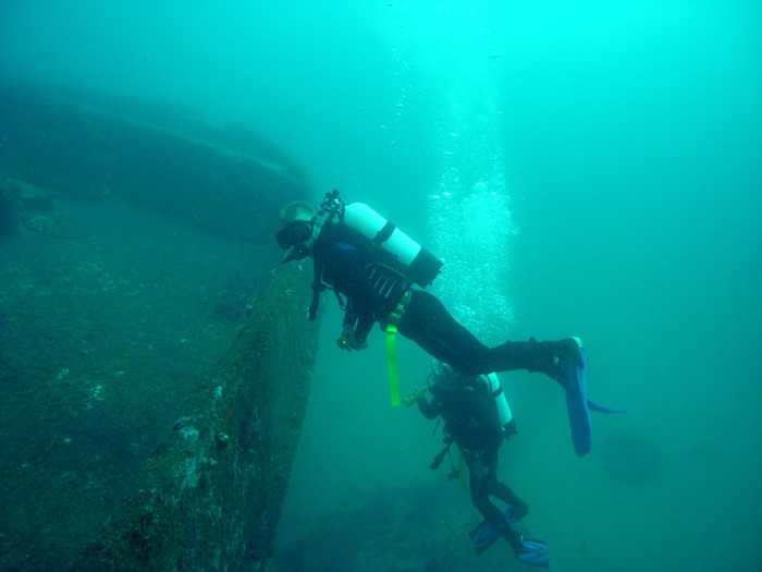 Wreck dive